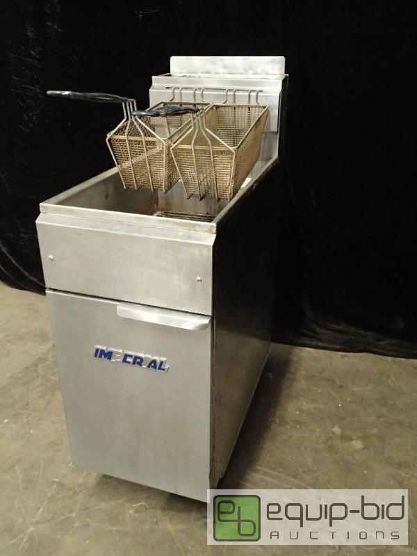 lot 1075 image: Imperial 35lb Natural Gas Fryer