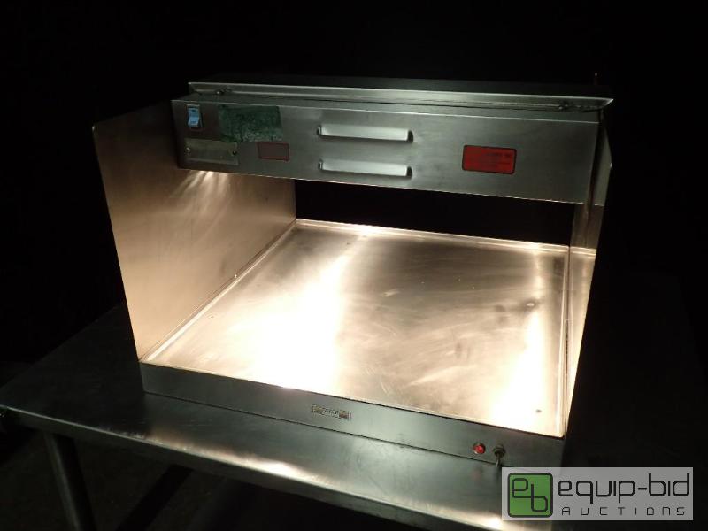 lot 1093 image: Davmor Heated Pass Threw Food Warmer
