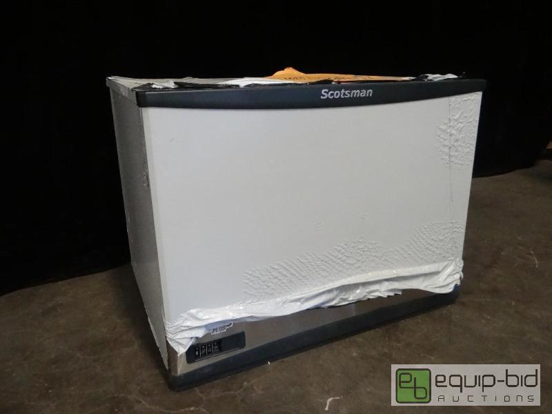 lot 1104 image: Scotsman (C0630MR-32) - 684 lb Full Size Cube Ice Machine - Prodigy Series