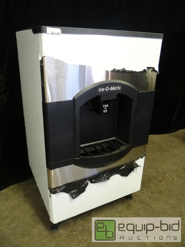 lot 1105 image: Ice-O-Matic (CD40030) - 180 lb Hotel Ice Dispenser
