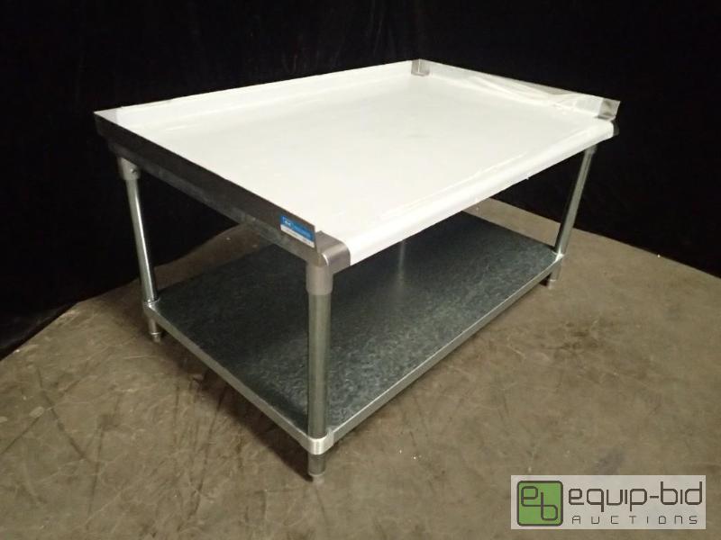 lot 7032 image: B and K Stainless Equipment Stand with Under Shelf