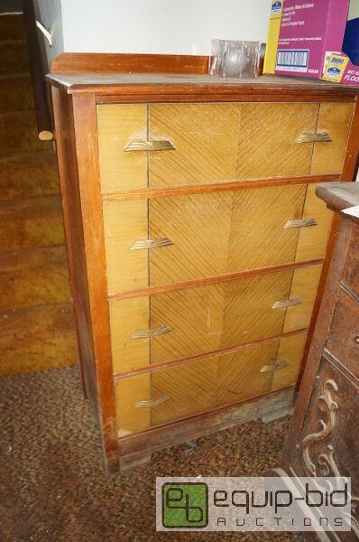 lot 711 image: Vintage Art Deco Waterfall 4 Drawer Dresser