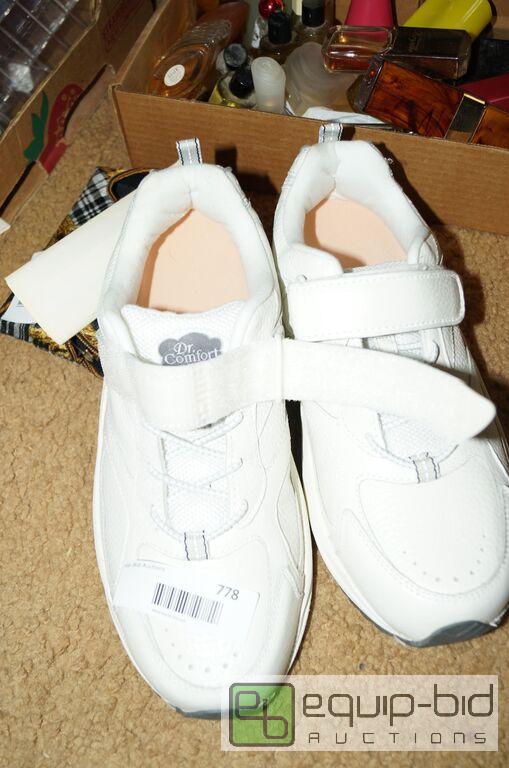 lot 778 image: Dr. Comfort Sz 10 Shoes
