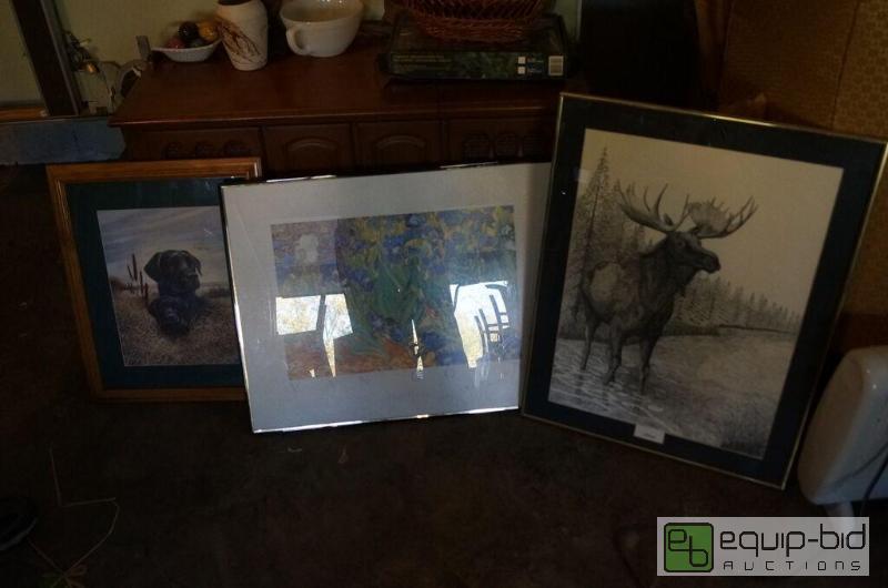 lot 8058 image: Group of 3 Framed Prints - Van Gooh, Hunting Dogs & Moose.