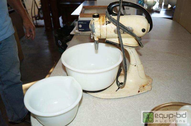 lot 8110 image: Early Hamilton Beach Model E White Stand Mixer & Milk Glass Mixing Bowls