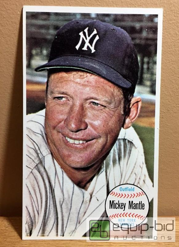 lot 1030 image: 1964 TOPPS JUMBO MICKEY MANTLE VINTAGE 3 X 5 CARD - MINT CONDITION - EXTREMELY RARE - 51 YEARS OLD