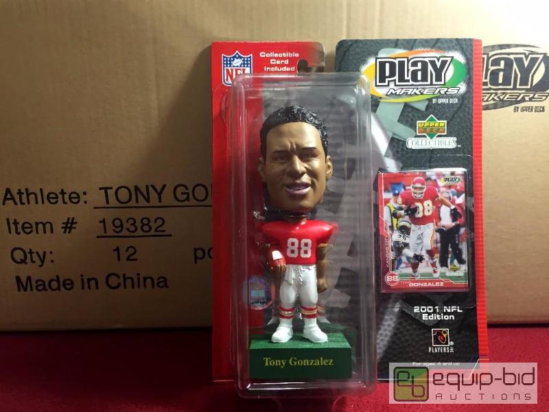 lot 1077 image: FULL FACTORY CASE OF (12) TONY GONZALEZ KANSAS CITY CHIEFS UPPER DECK PLAYMAKERS 2001 BOBBLE HEADS