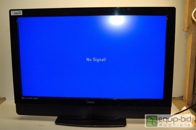 lot 2001 image: VIZIO 37  LCD HDTV (MODEL DW37L)