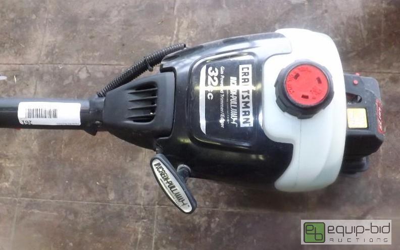 lot 261 image: CRAFTSMAN 32 cc GAS POWERED TRIMMEREDGER