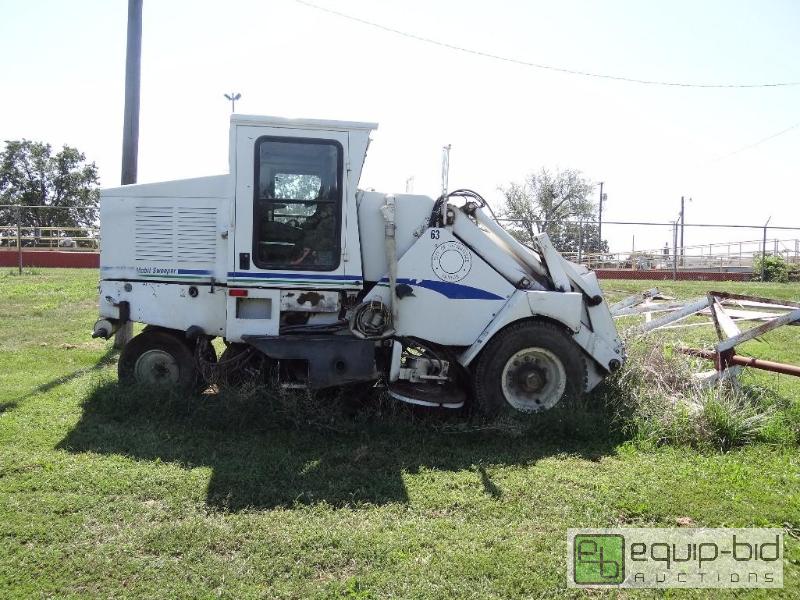 Osawatomie And Paola Equipment And Vehicle Liquidation!! EquipBid