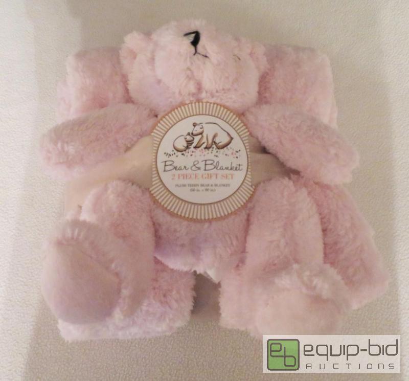 lot 107 image: BEAR AND BLANKIE