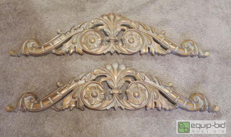 lot 108 image: Wall Decor