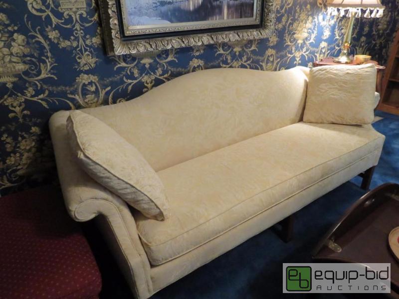 lot 11 image: Yellow Brocade Sofa in Amazing Condition
