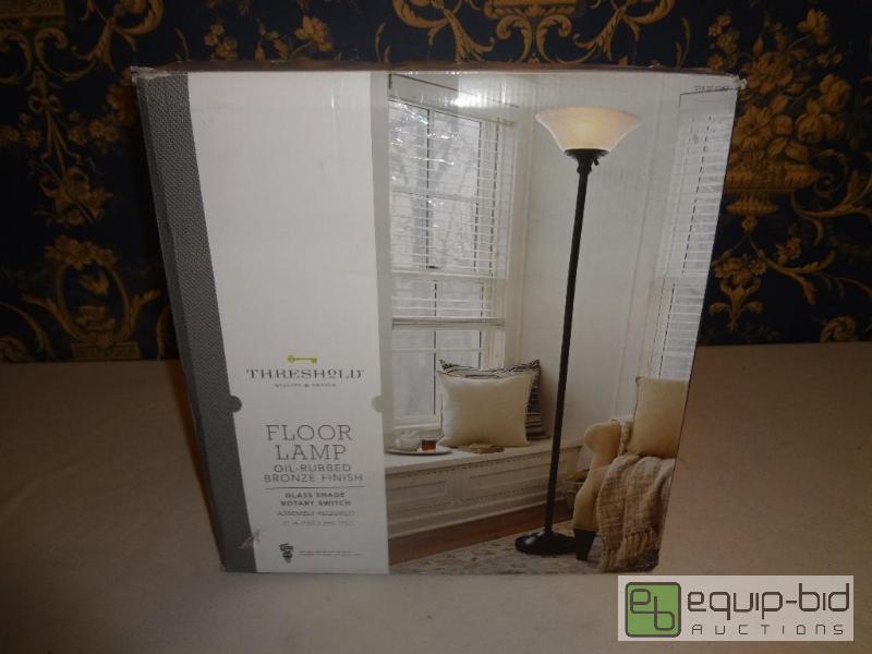 lot 131 image: Floor Lamp