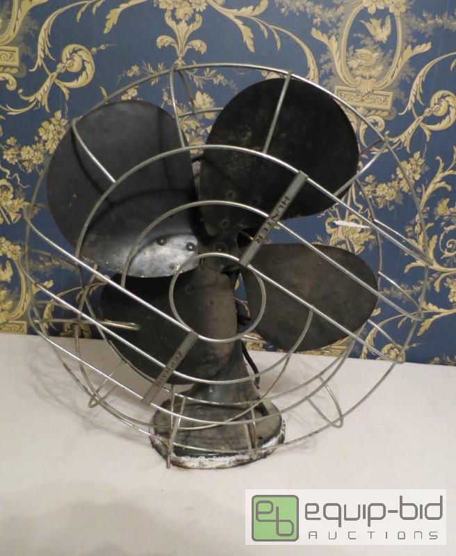 lot 136 image: Vintage Metal Fan
