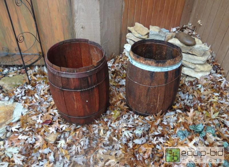lot 140 image: Pair of Barrels