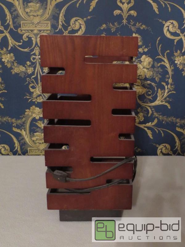 lot 159 image: Nice Modern Lamp