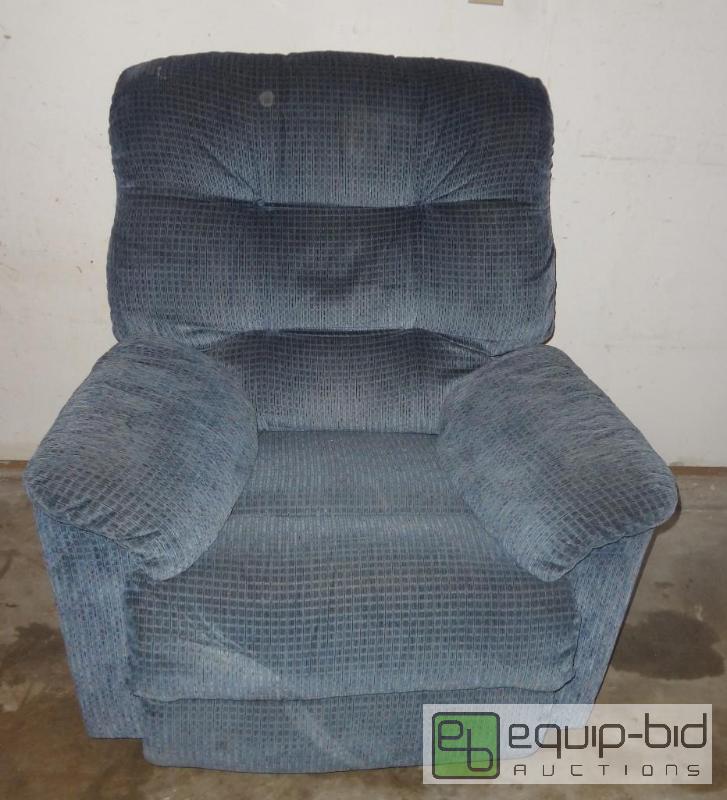 lot 160 image: Recliner