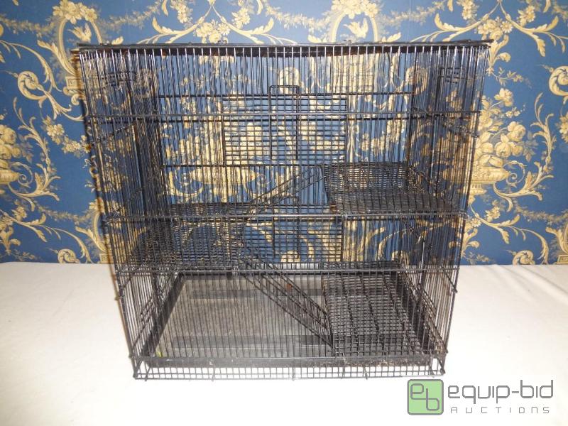 lot 181 image: Pet Cage