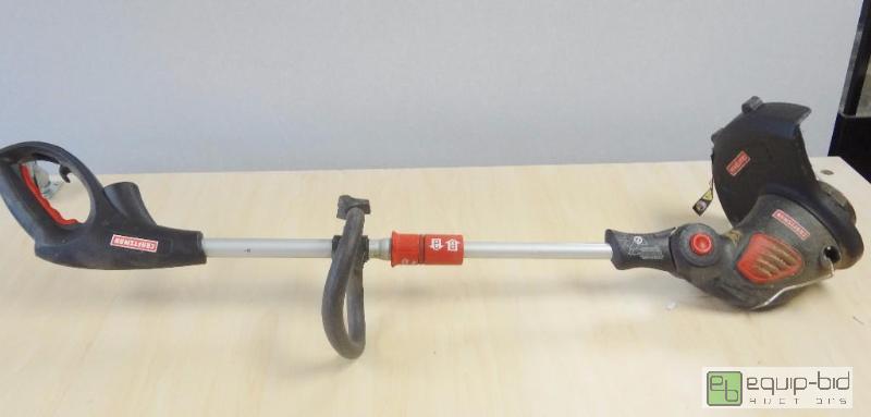 lot 218 image: Weed Eater