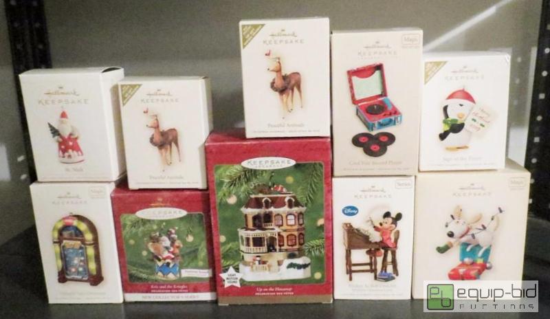 lot 257 image: ASSORTED HALLMARK ORNAMENTS