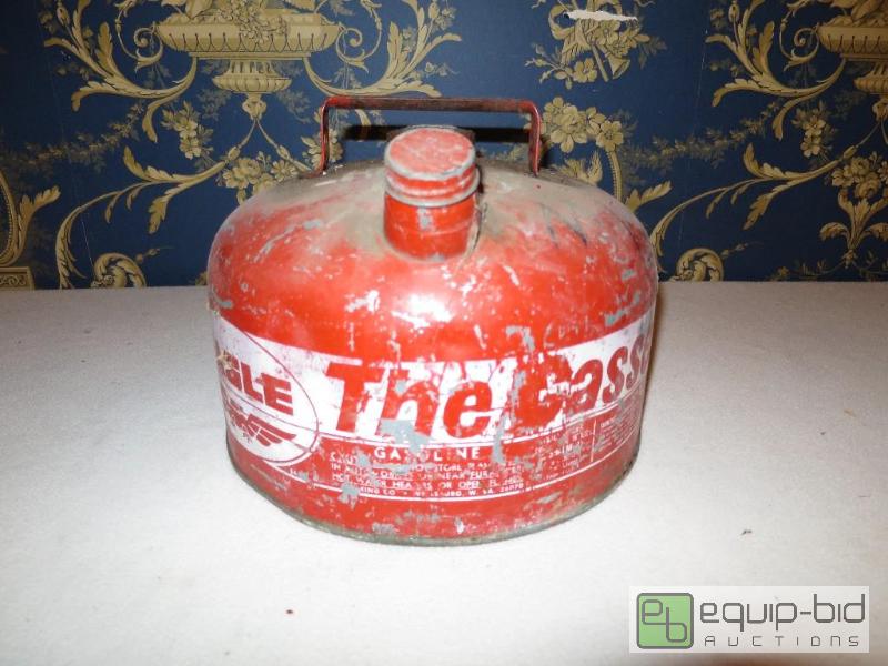 lot 272 image: Retro Gas Can