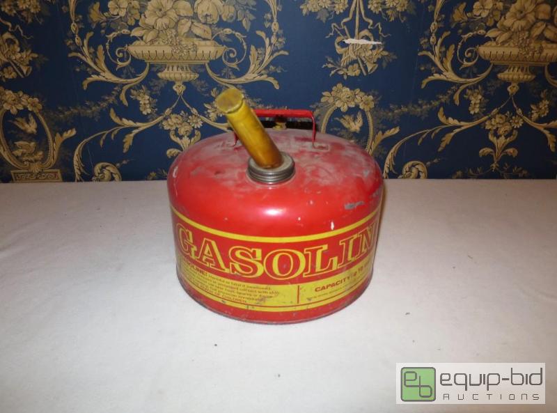 lot 273 image: Retro Gas Can