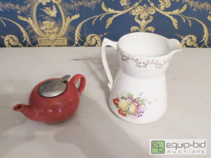 lot 286 image: Antique White Pitcher and Small Tea Pot