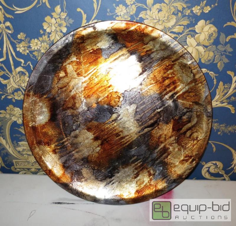 lot 290 image: Decorative Plate