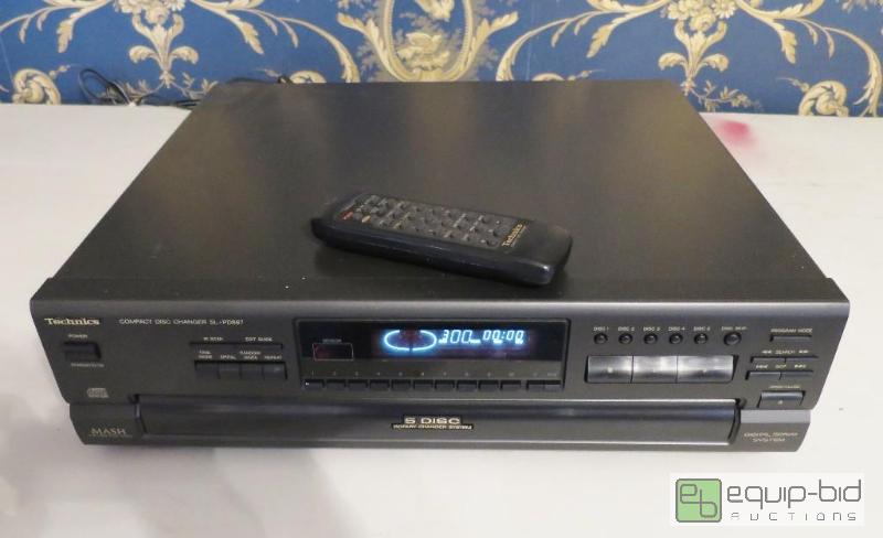 lot 295 image: TECHNICS 5 Disc Changer