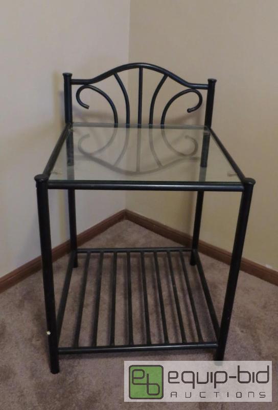 lot 39 image: Metal and Glass Table