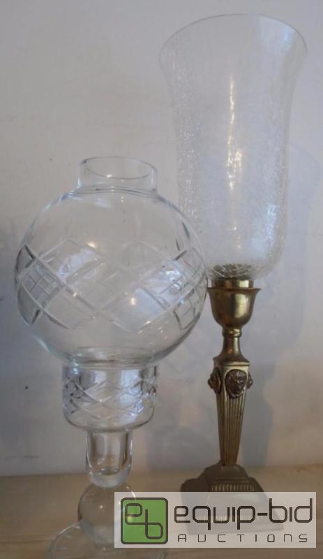 lot 65 image: 2 CANDLESTICK HOLDERS