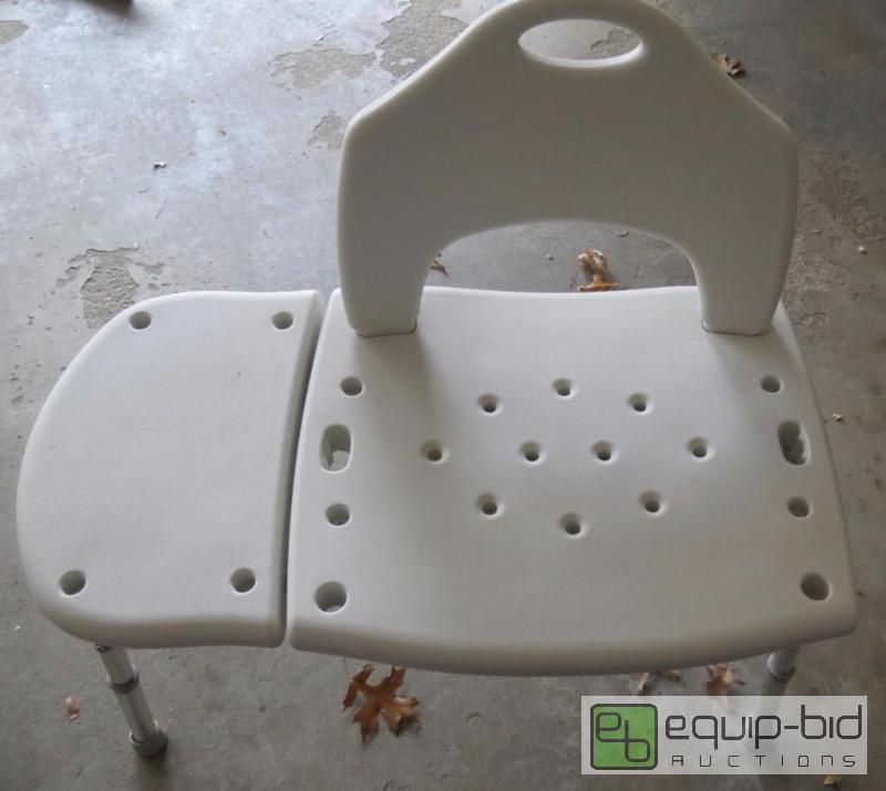 lot 74 image: Home Care Shower Bench