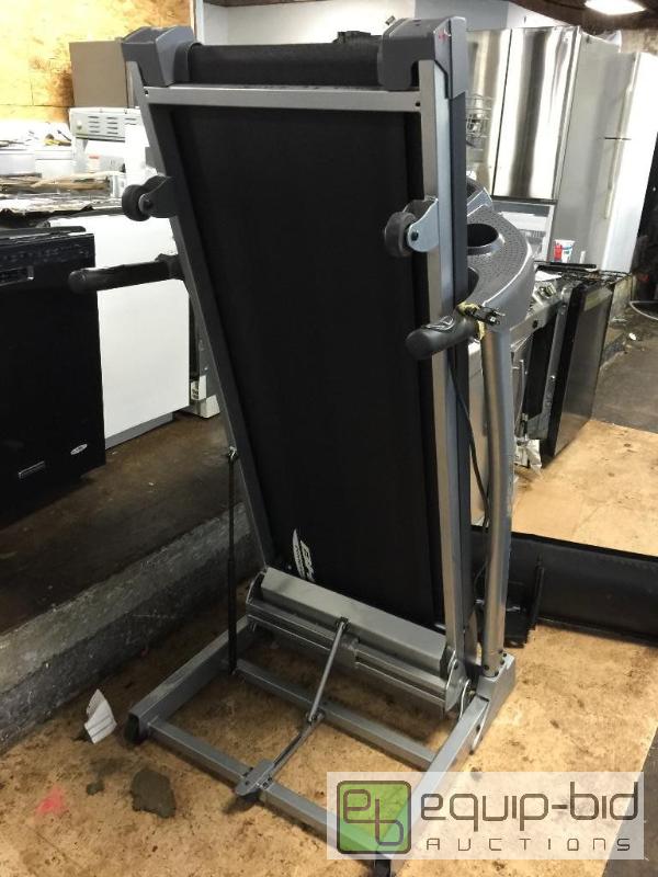 lot 1034 image: BH FITNESS T1 BASIC - TREADMILL