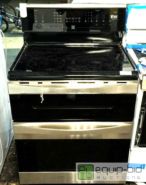 lot 1394 image: Kenmore Elite 6.64 cu. ft. Double-Oven Electric Range w Convection