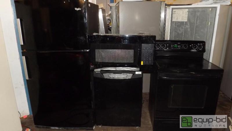 lot 181 image: 4 PIECE KITCHEN APPLIANCE SUITE- BLACK