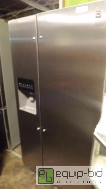 lot 239 image: Kenmore 25 cu. ft. Side-by-Side Refrigerator - Stainless Steel