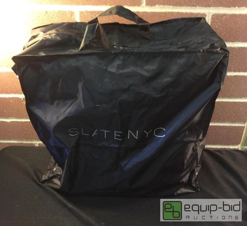 lot 1037 image: Lightweight Laundry Bags  Quantity Approxima...