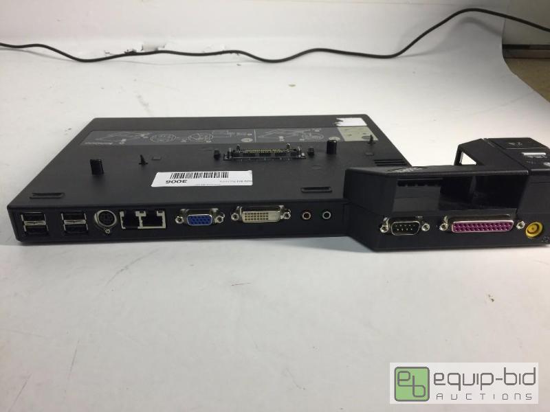 lot 3006 image: IBM DOCKING STATION
