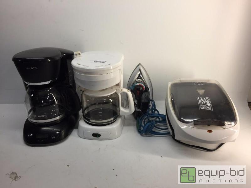 lot 3046 image: LOT OF 4 MISC SMALL HOUSE HOLD APPLIANCES