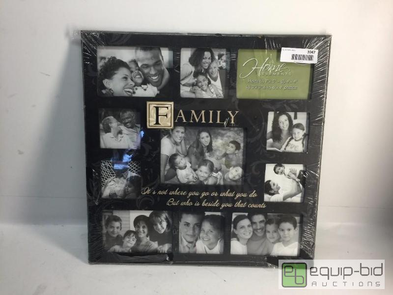lot 3047 image: BLACK FAMILIY PICTURE FRAME