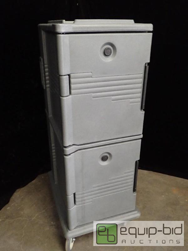 lot 9414 image: Cambro (UPC800) - Front-Load Food Pan Hold & Transport Cart - Ultra Camcart