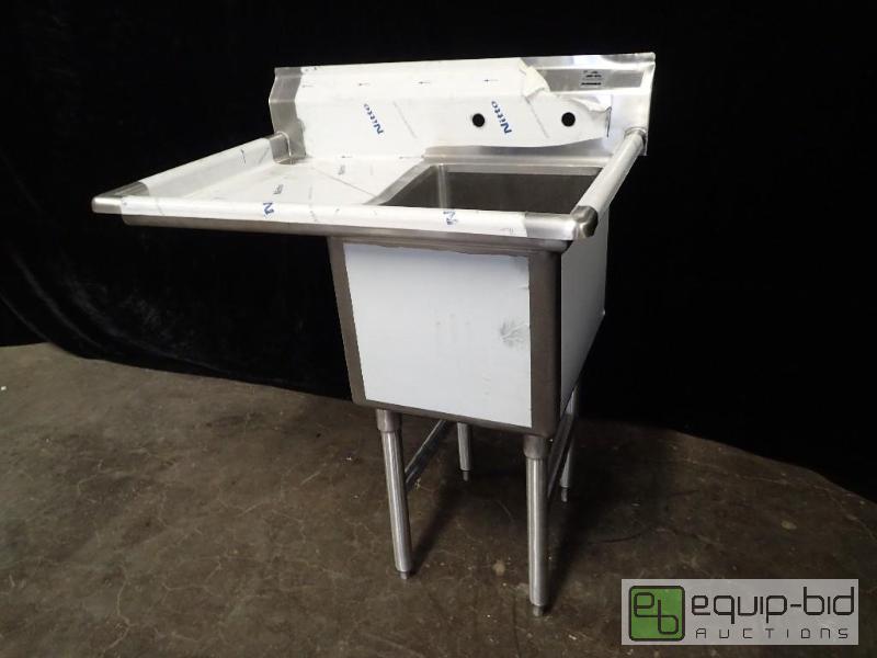 lot 9435 image: Advance Tabco Compartment Sink with Drain Board
