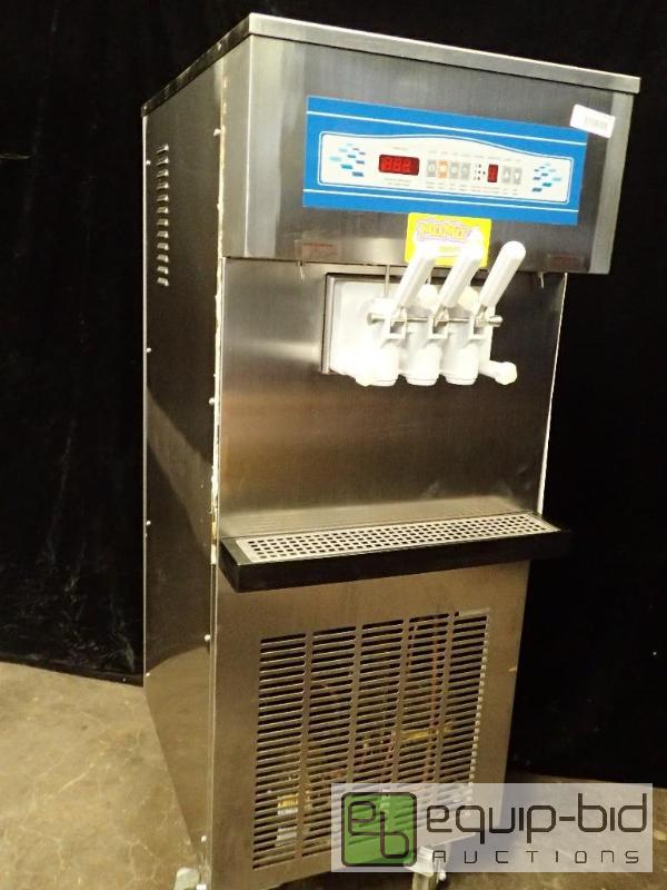 lot 9438 image: Oceanpower Soft Ice Cream and Yogurt Machine
