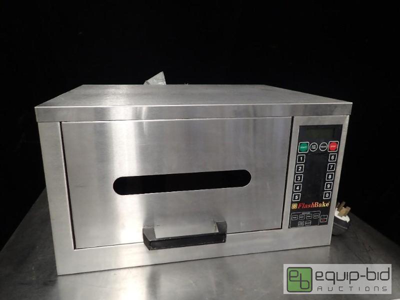 lot 9634 image: Quadlux Flashbake Electric Oven