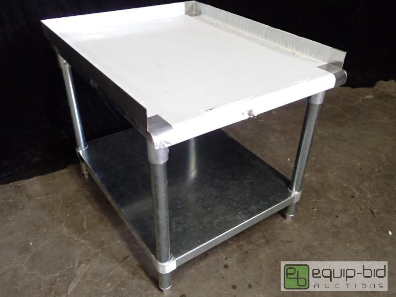 lot 9710 image: BK Resources VETS-2430 Commercial 24 x 30 Stainless Kitchen Equipment Stand