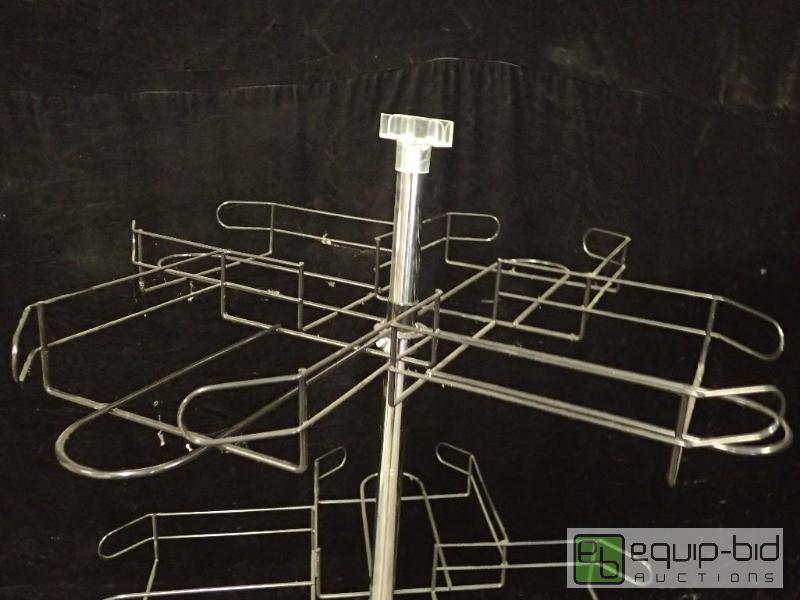 lot 9819 image: 4 Tier Adjustable Merchandising Rack