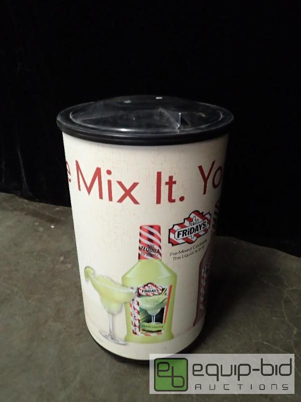 lot 9820 image: Rolling Merchandising Cooler