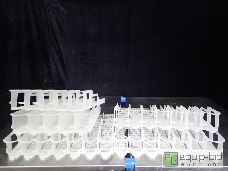 lot 9835 image: (5) Plastic Merchandising Dividers
