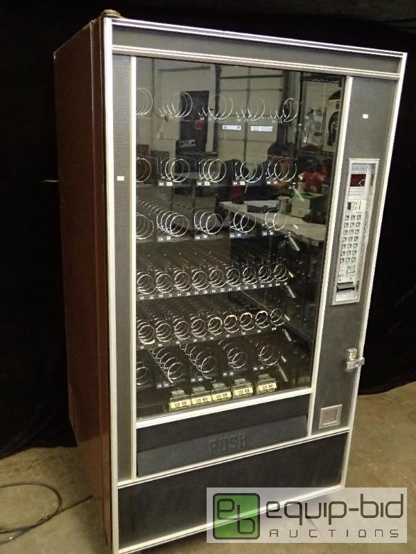 lot 387 image: AP Snackshop 7600 Glass Front Vending Machine